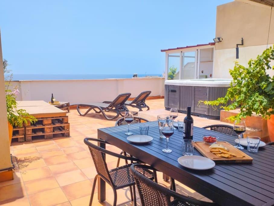 네르하 Penthouse With Jacuzzi And Spectacular Sea Views 아파트 외부 사진